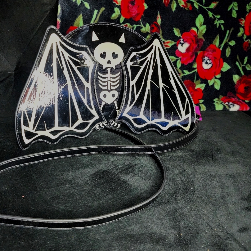 Betsey Johnson Bat Crossbody bag